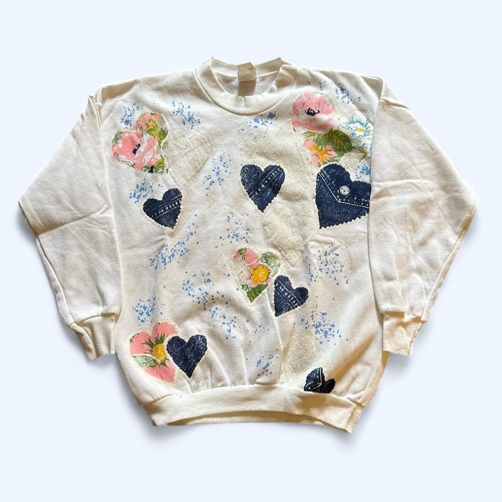 Vintage Patchwork Cream Floral Heart Crewneck Sweatshirt Comfort Casual Colorful